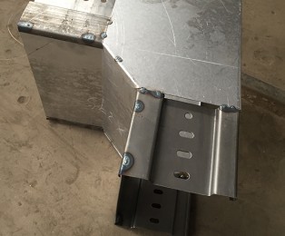 大跨距高強度輕型橋架